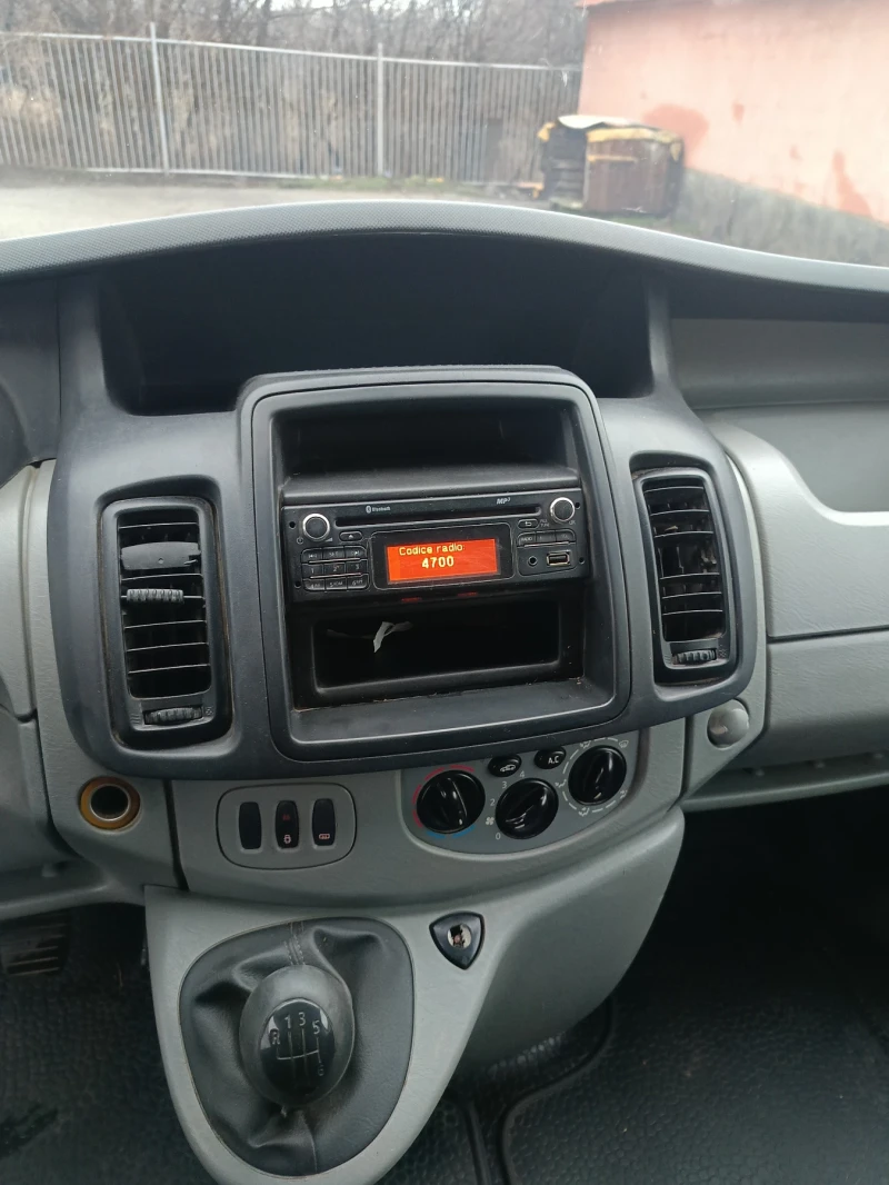 Renault Trafic, снимка 6 - Бусове и автобуси - 53056827