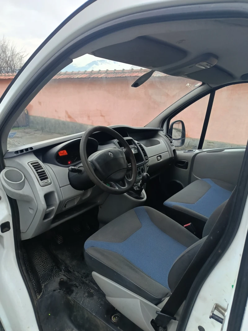 Renault Trafic, снимка 5 - Бусове и автобуси - 53056827