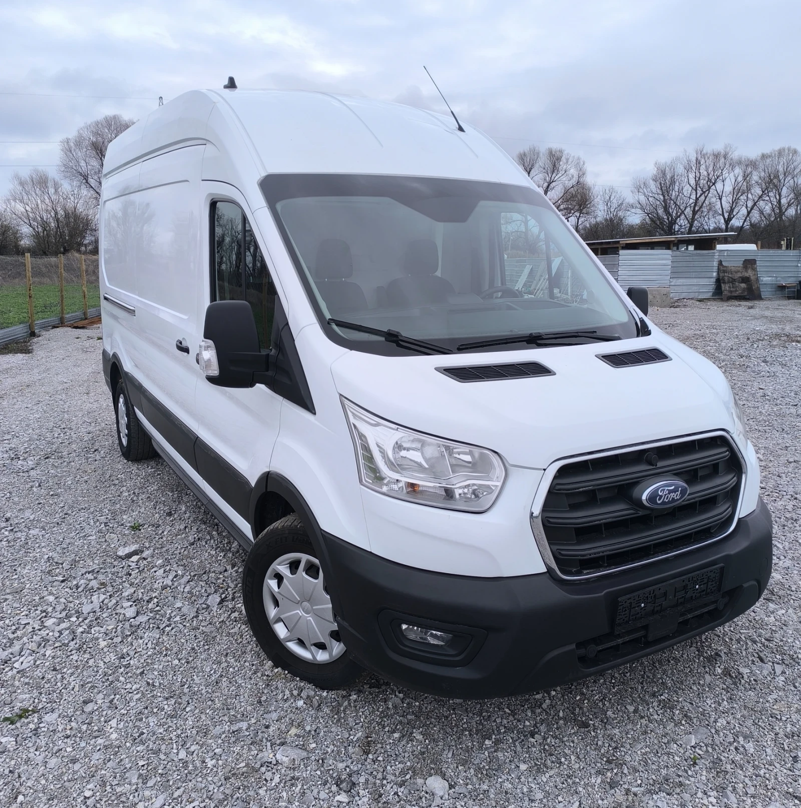 Ford Transit Ecoblue новия модел, новото табло евро 6, L3 H3