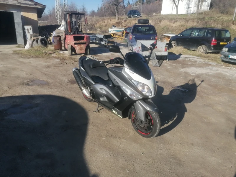 Yamaha T-max