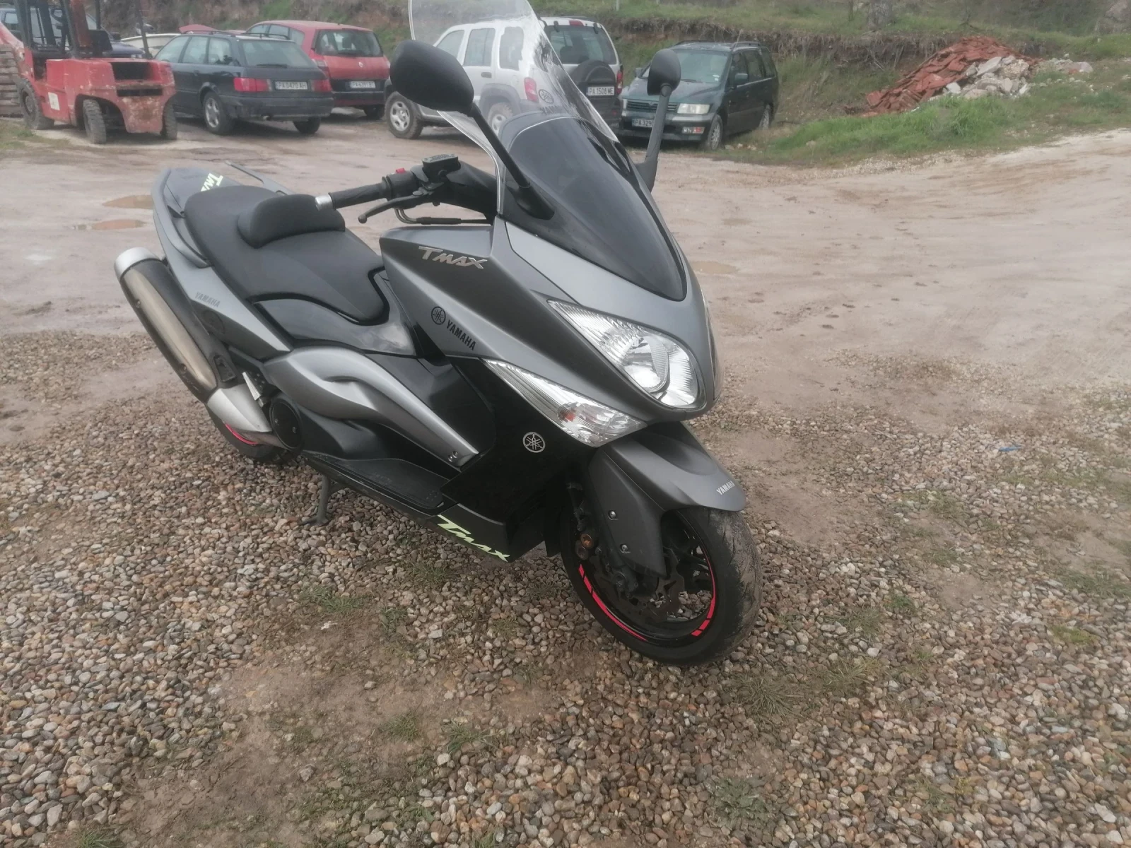 Yamaha T-max