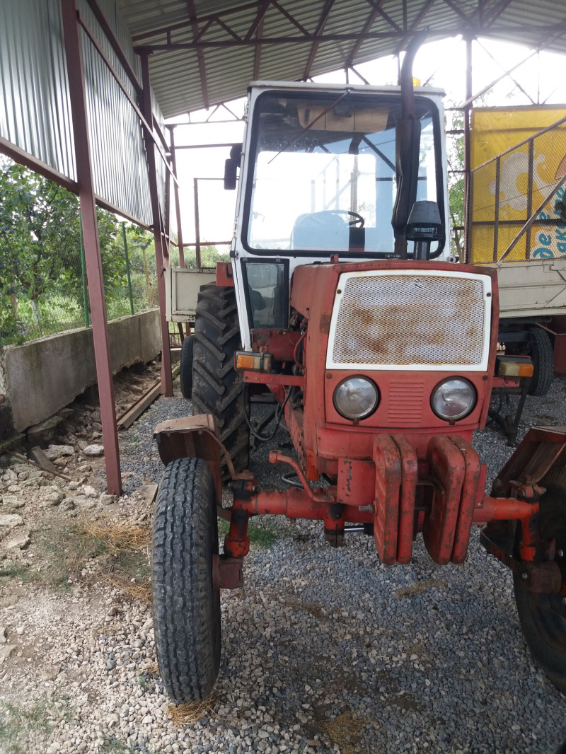 Трактор ЮМЗ, снимка 2 - Селскостопанска техника - 45579757