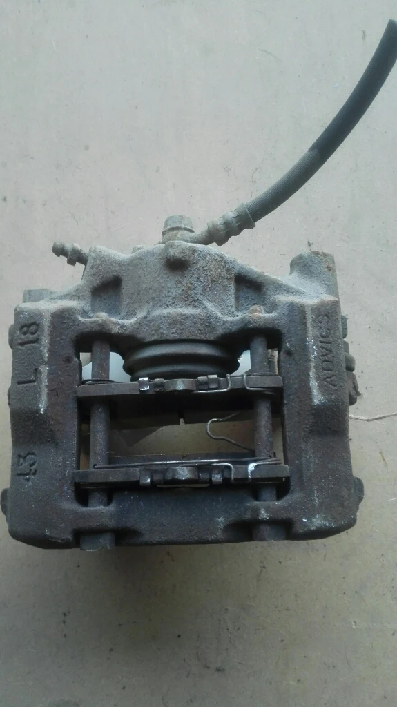 Спирачен апарат заден ляв Лексус IS220