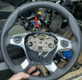 Toyota Yaris ABS и ВОЛАН , снимка 8