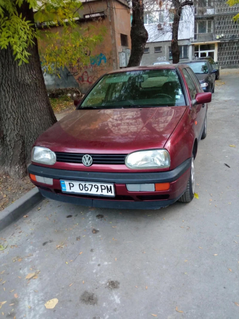 VW Golf, снимка 1 - Автомобили и джипове - 47958055