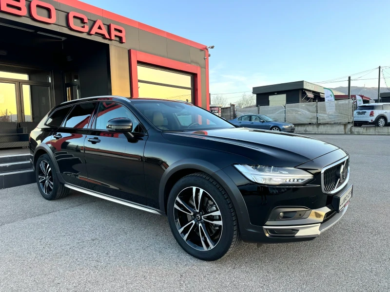 Volvo V90 Cross Country 2.0D-HYBRID-FACELIFT-4X4-BLIND SPOT-DISTRONIC-TOP, снимка 6 - Автомобили и джипове - 48126934