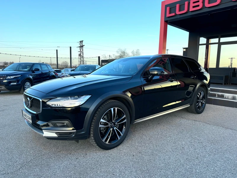 Volvo V90 Cross Country 2.0D-HYBRID-FACELIFT-4X4-BLIND SPOT-DISTRONIC-TOP, снимка 2 - Автомобили и джипове - 48126934