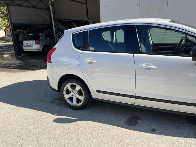 Peugeot 3008, снимка 4 - Автомобили и джипове - 48295867