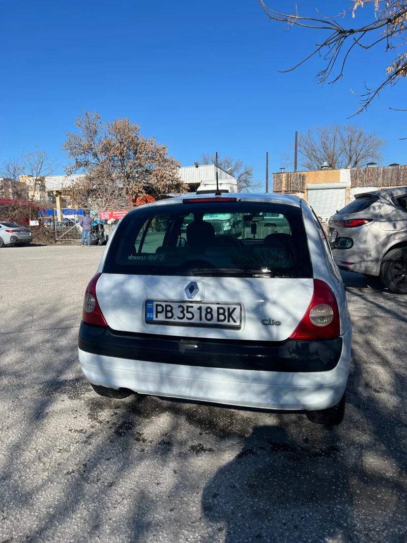 Renault Clio, снимка 3 - Автомобили и джипове - 49377935