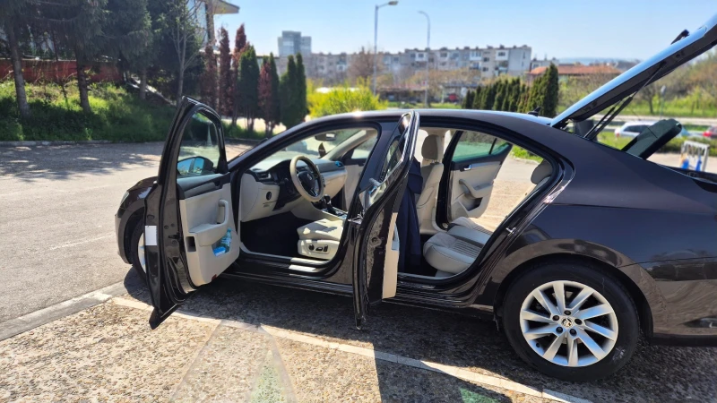 Skoda Superb III 2.0 TDI, 190 к.с., снимка 9 - Автомобили и джипове - 52661824