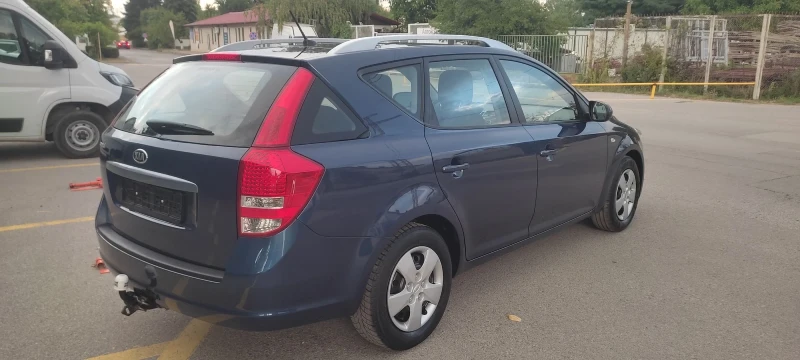 Kia Ceed 1.4i БЕНЗИН, снимка 4 - Автомобили и джипове - 51525394