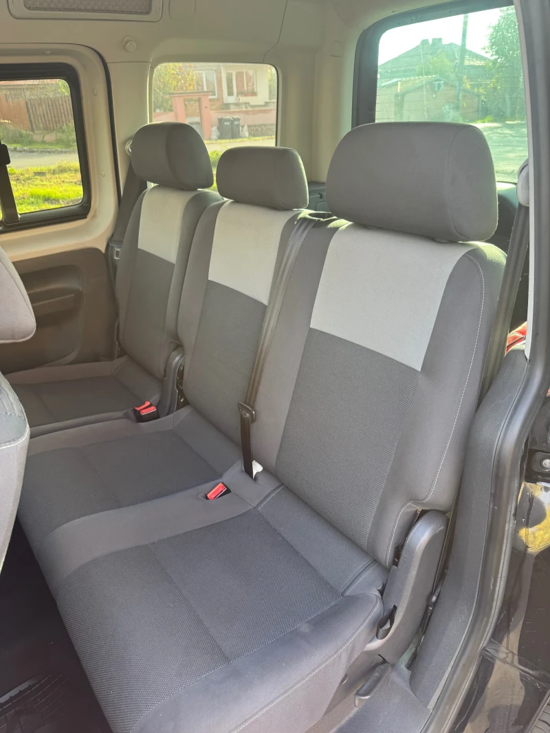 VW Caddy, снимка 7 - Автомобили и джипове - 52301193