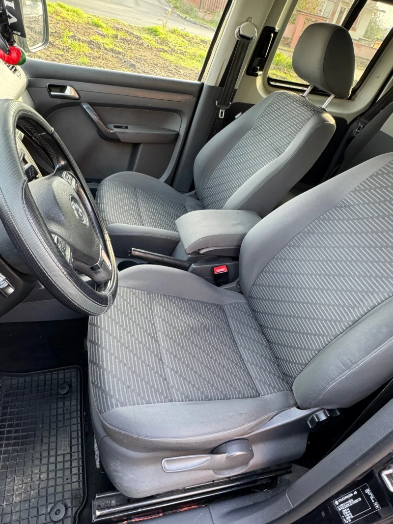 VW Caddy, снимка 6 - Автомобили и джипове - 52301193