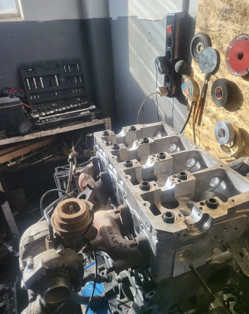 Audi A4 2.0 tdi BPW 8 клапана S line пакет, снимка 13 - Автомобили и джипове - 52530024