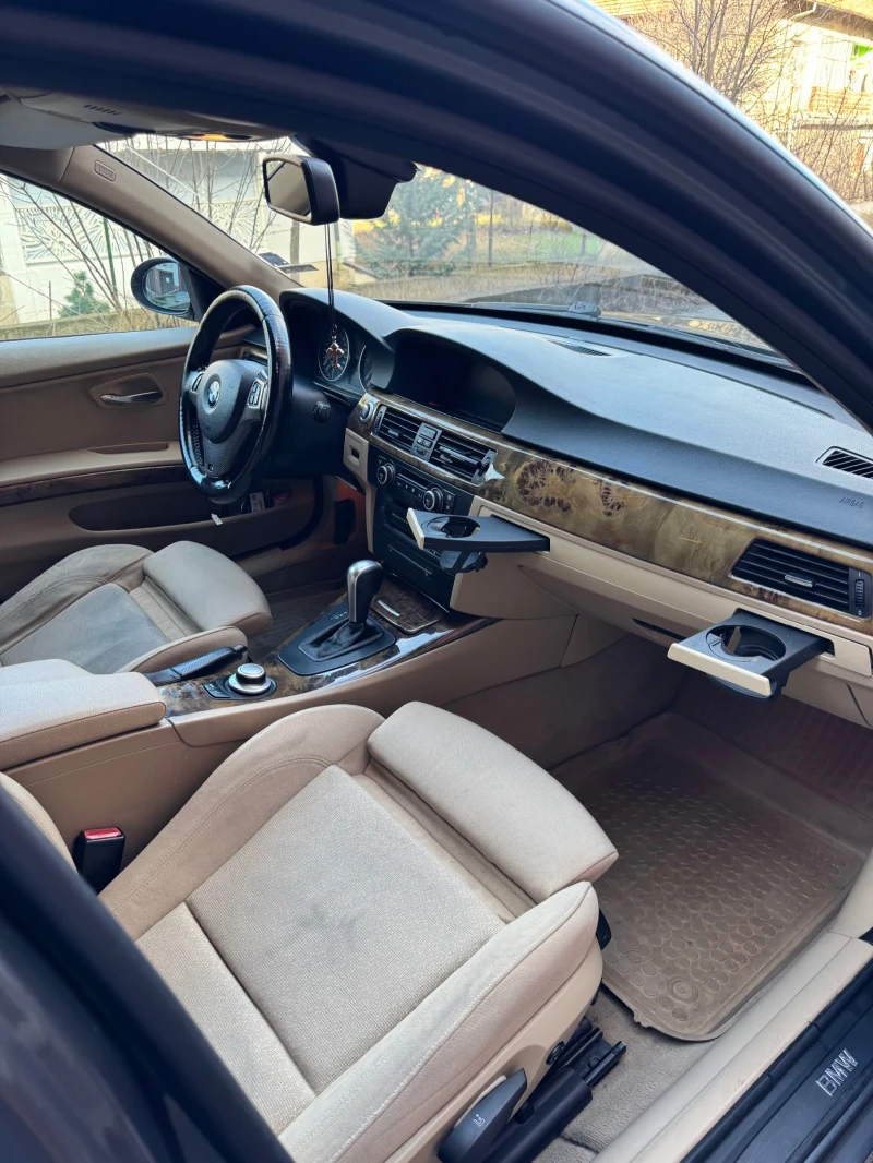 BMW 320, снимка 9 - Автомобили и джипове - 53261453