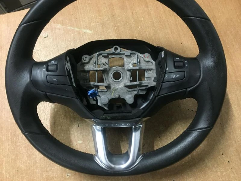 Toyota Yaris ABS и ВОЛАН , снимка 6 - Автомобили и джипове - 30293174