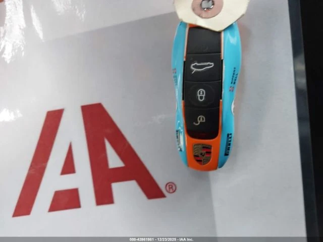 Porsche Panamera 4/ЗАКУПИ ОТ 255 евро на ден, снимка 11 - Автомобили и джипове - 53269180