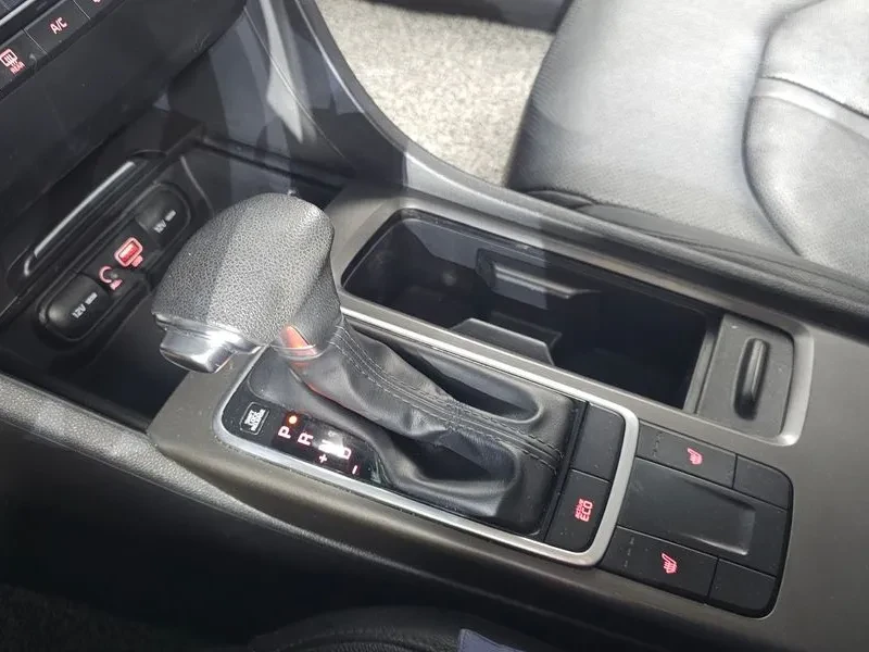 Kia K5 2.0 LUXURY, снимка 9 - Автомобили и джипове - 55088210