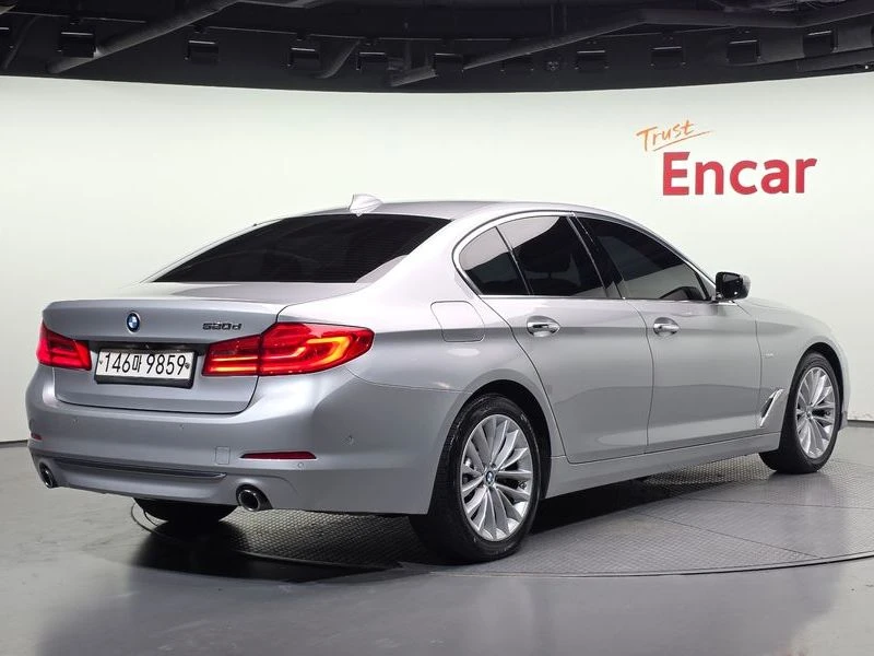 BMW 520 520d Luxury Special Edition| 190�.�. | Mobile.bg � ����������� 2