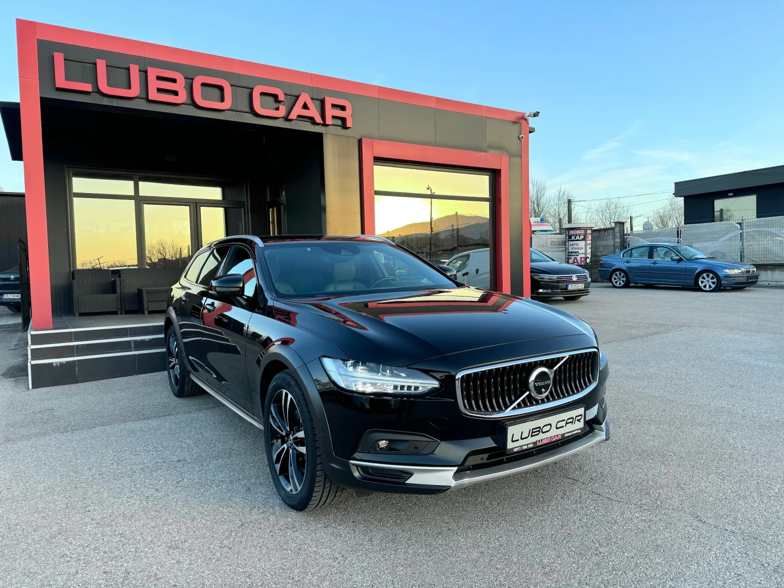 Volvo V90 Cross Country 2.0D-HYBRID-FACELIFT-4X4-BLIND SPOT-DISTRONIC-TOP - [1] 