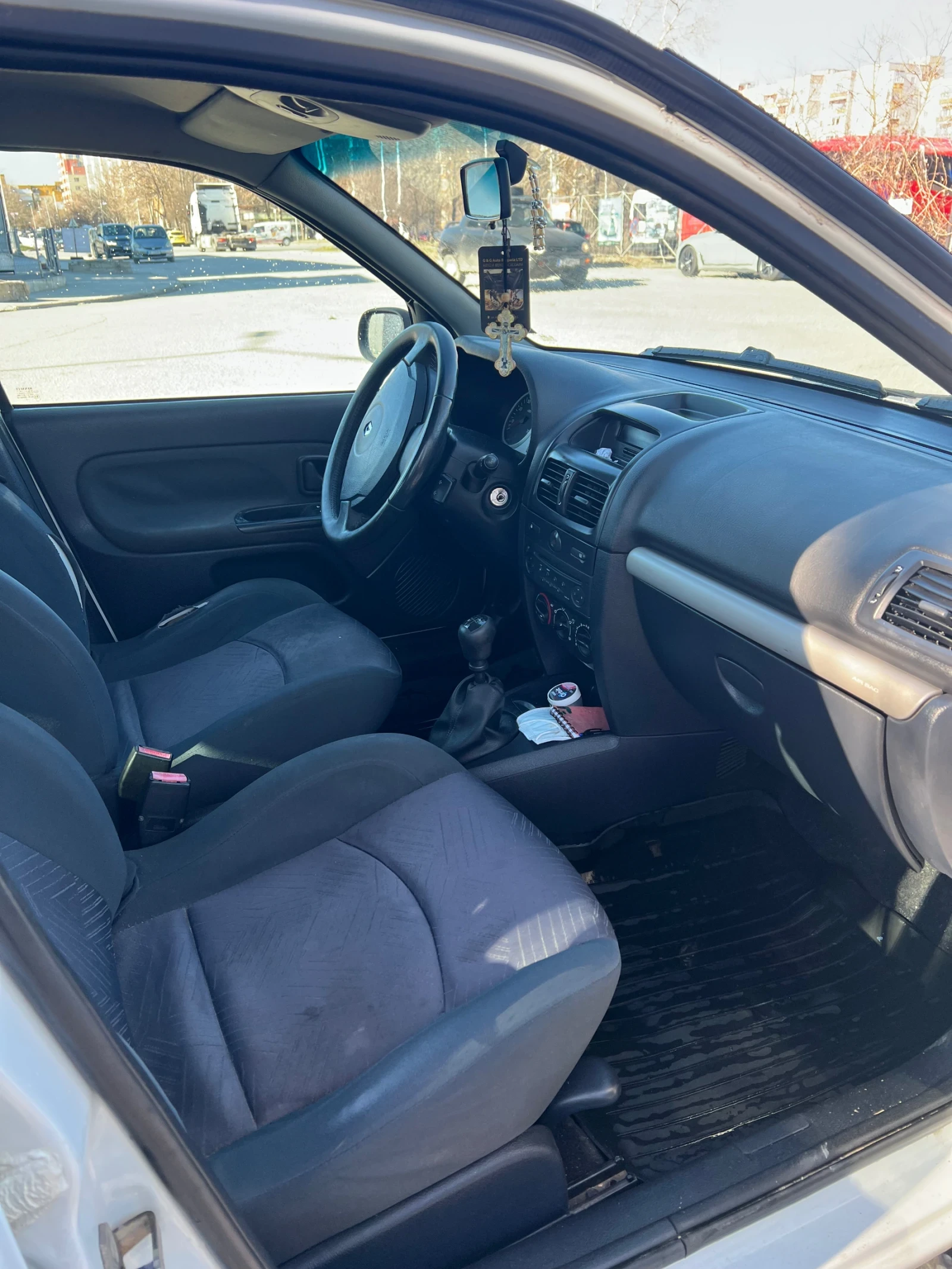 Renault Clio  - изображение 7