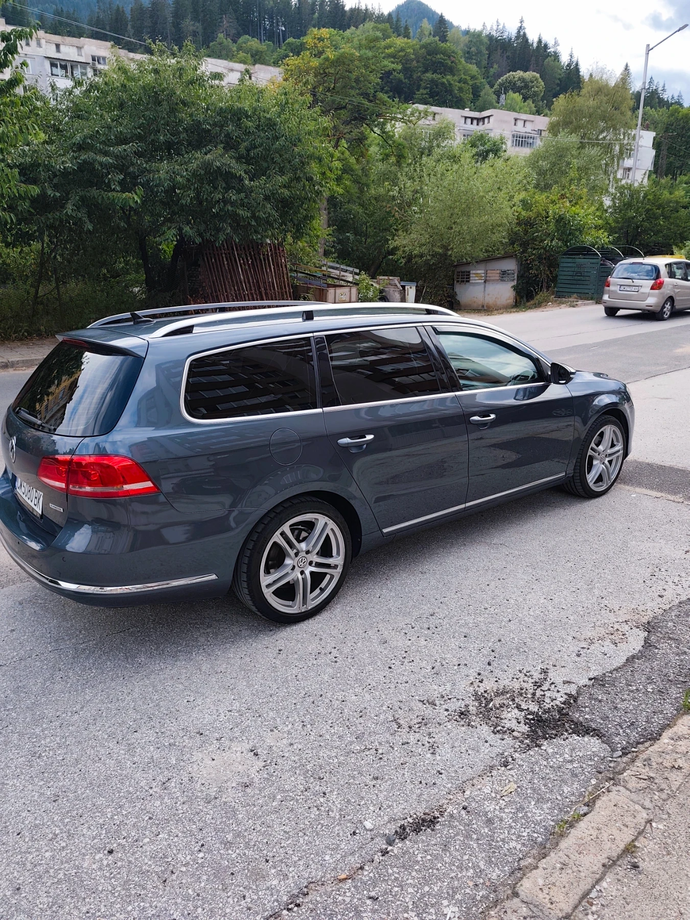 VW Passat Passat b7 2.0 140 - изображение 4