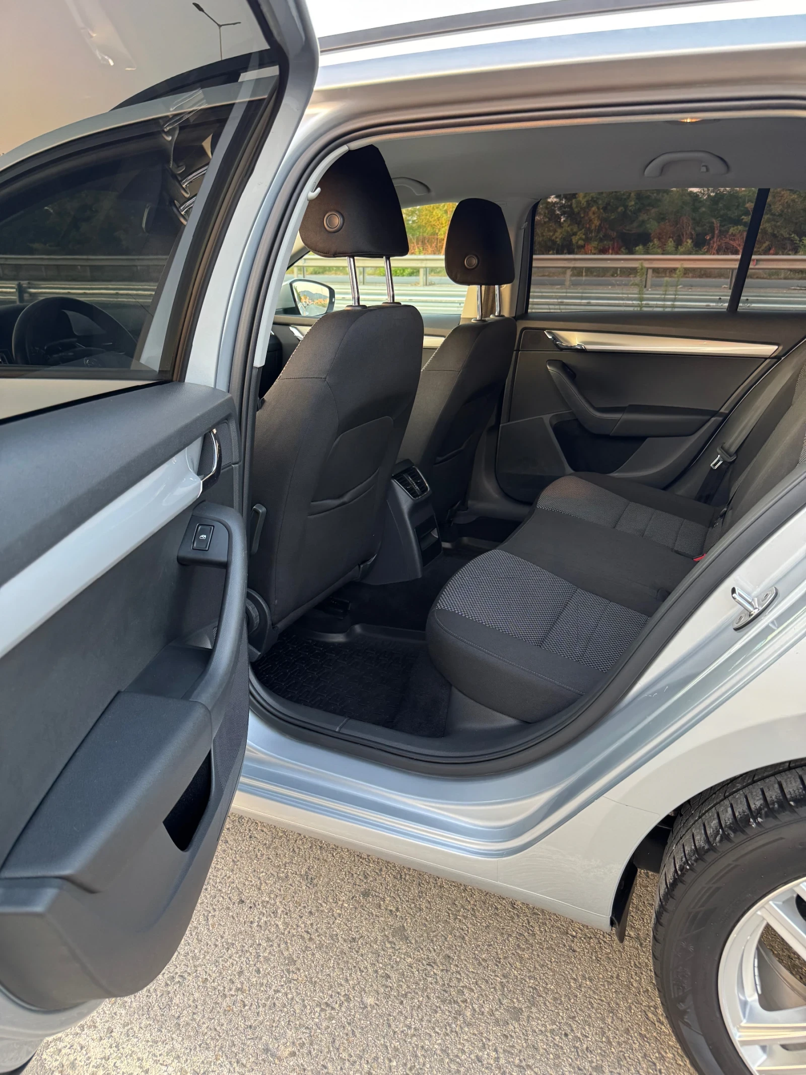 Skoda Octavia 1.6 tdi - изображение 8
