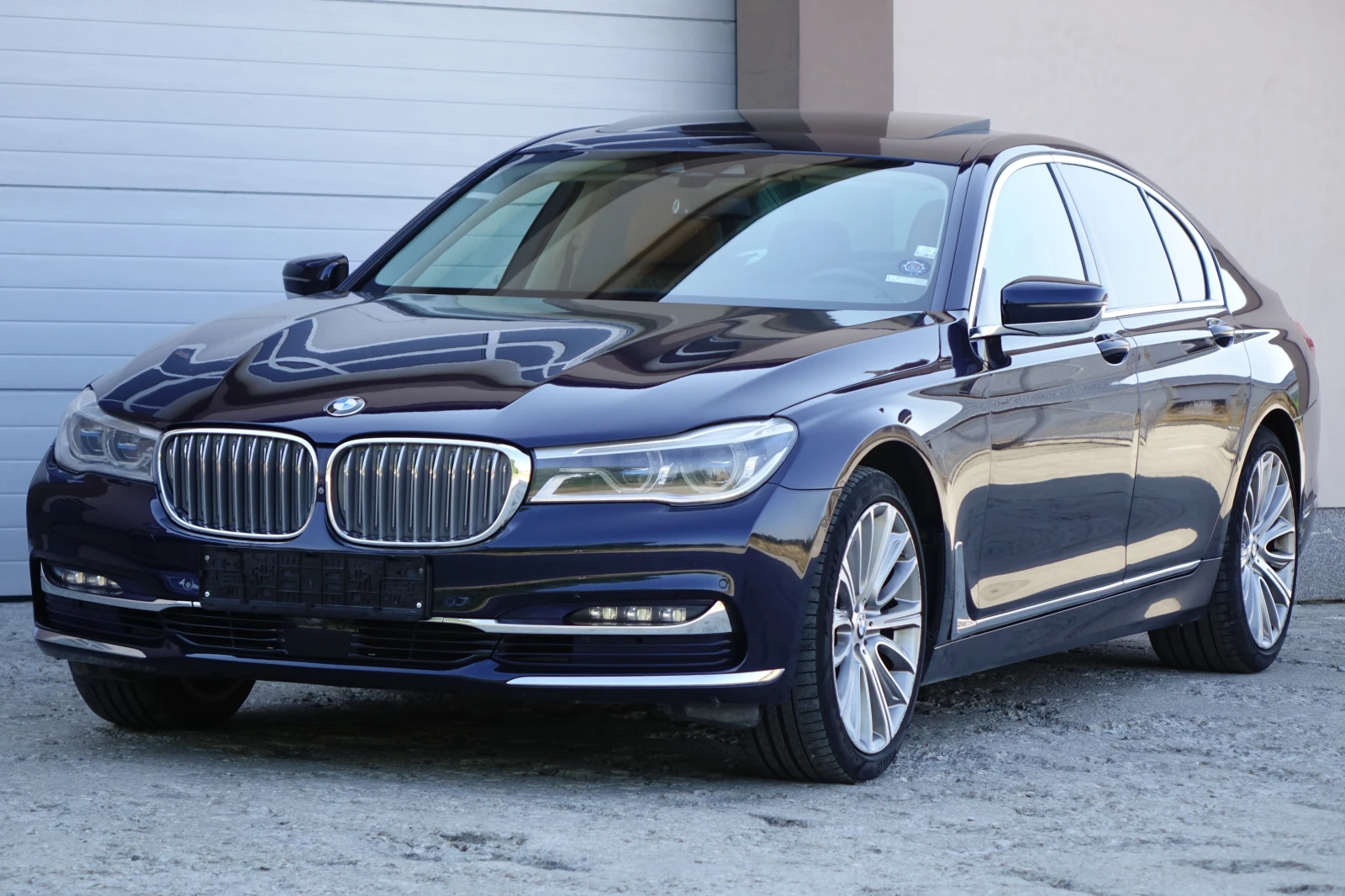 BMW 740  xDRIVE* LASER LIGHTS* TV* BOWER&WILLKINS*  - изображение 4