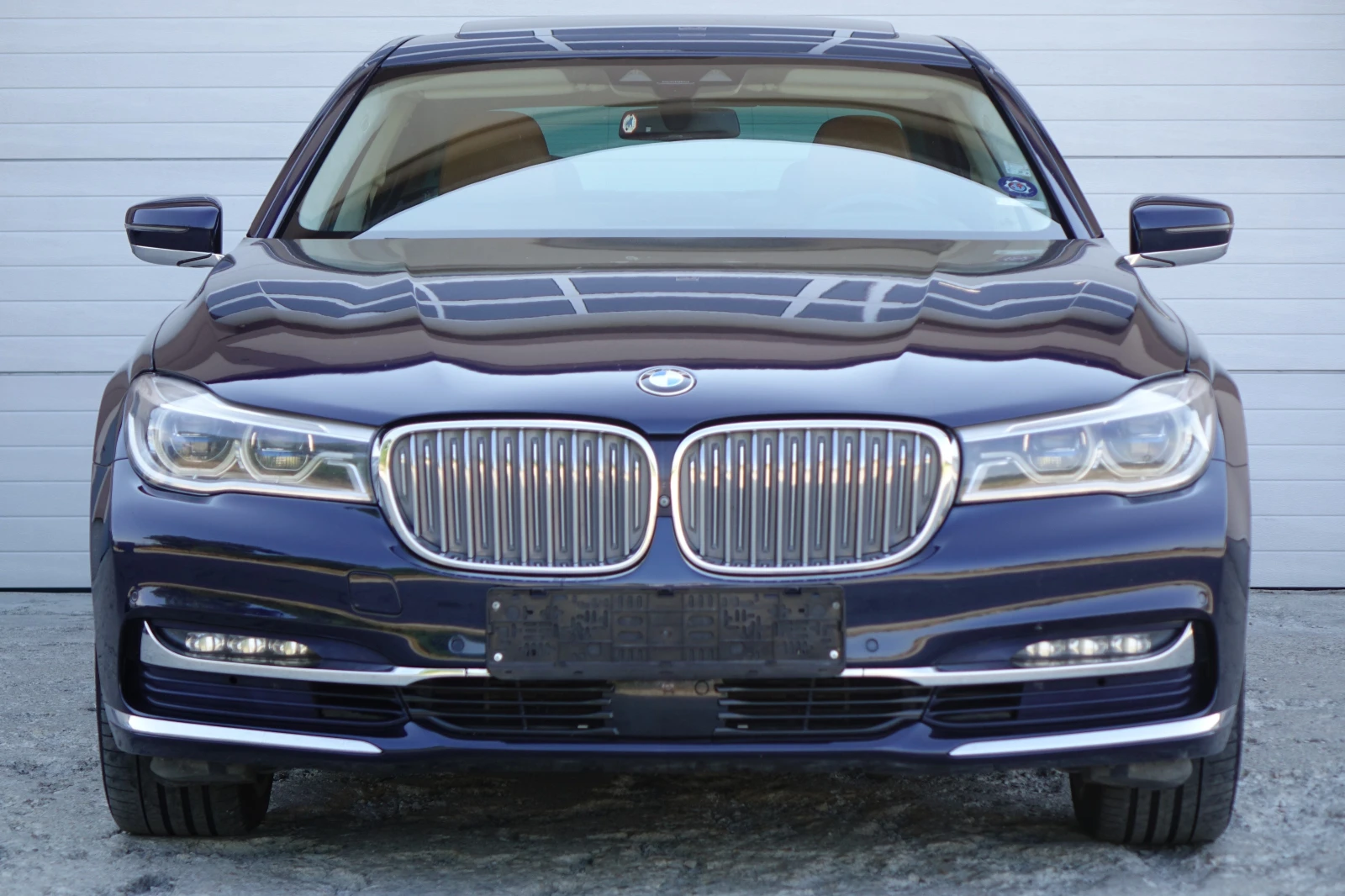 BMW 740  xDRIVE* LASER LIGHTS* TV* BOWER&WILLKINS*  - изображение 2