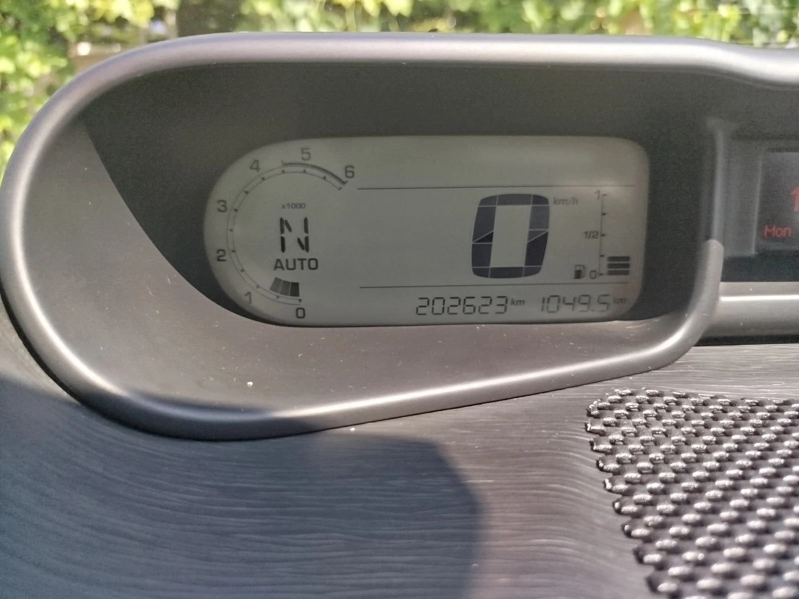 Citroen C3 Picasso 1.6 еHDI Автомат. - изображение 7