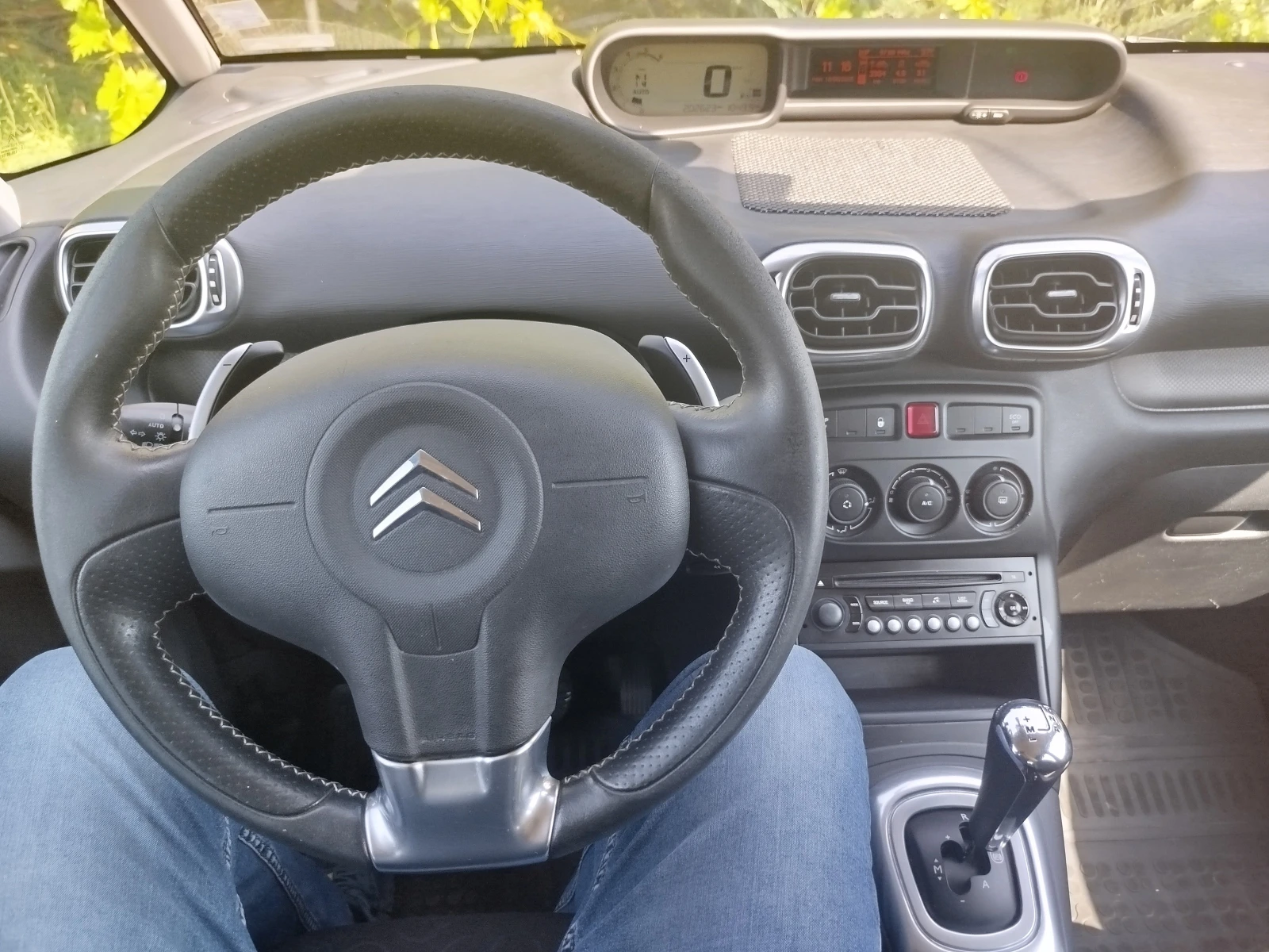 Citroen C3 Picasso 1.6 еHDI Автомат. - изображение 9