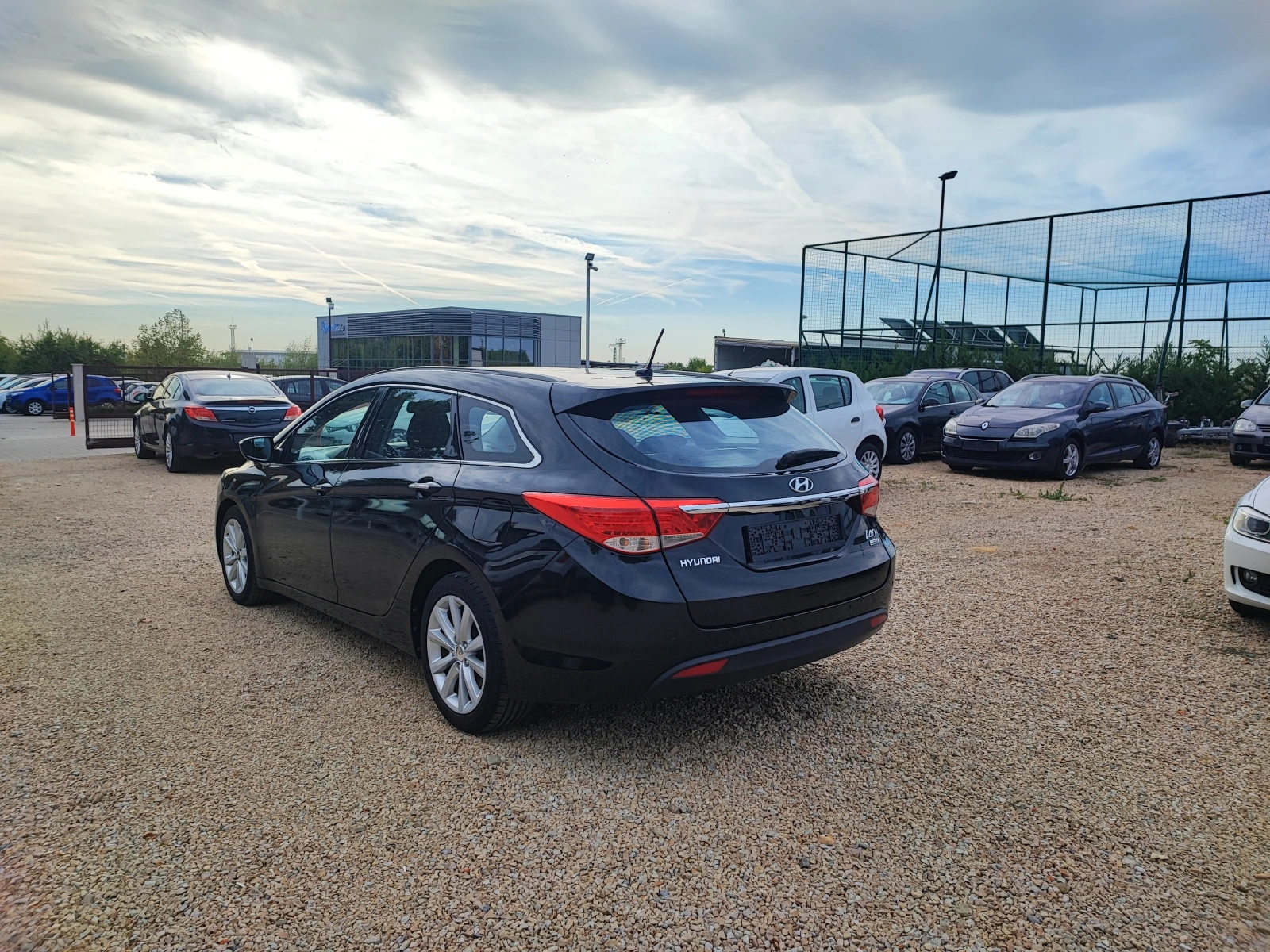 Hyundai I40 КАТО НОВА - изображение 8