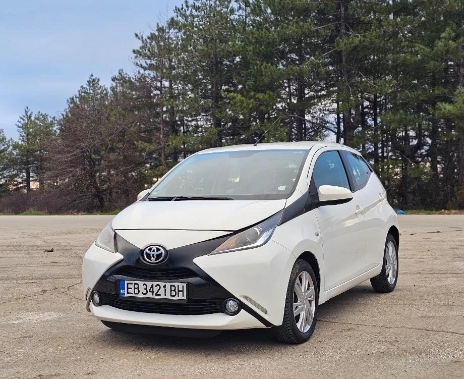Toyota Aygo Перфектна, Лична Кола - изображение 2