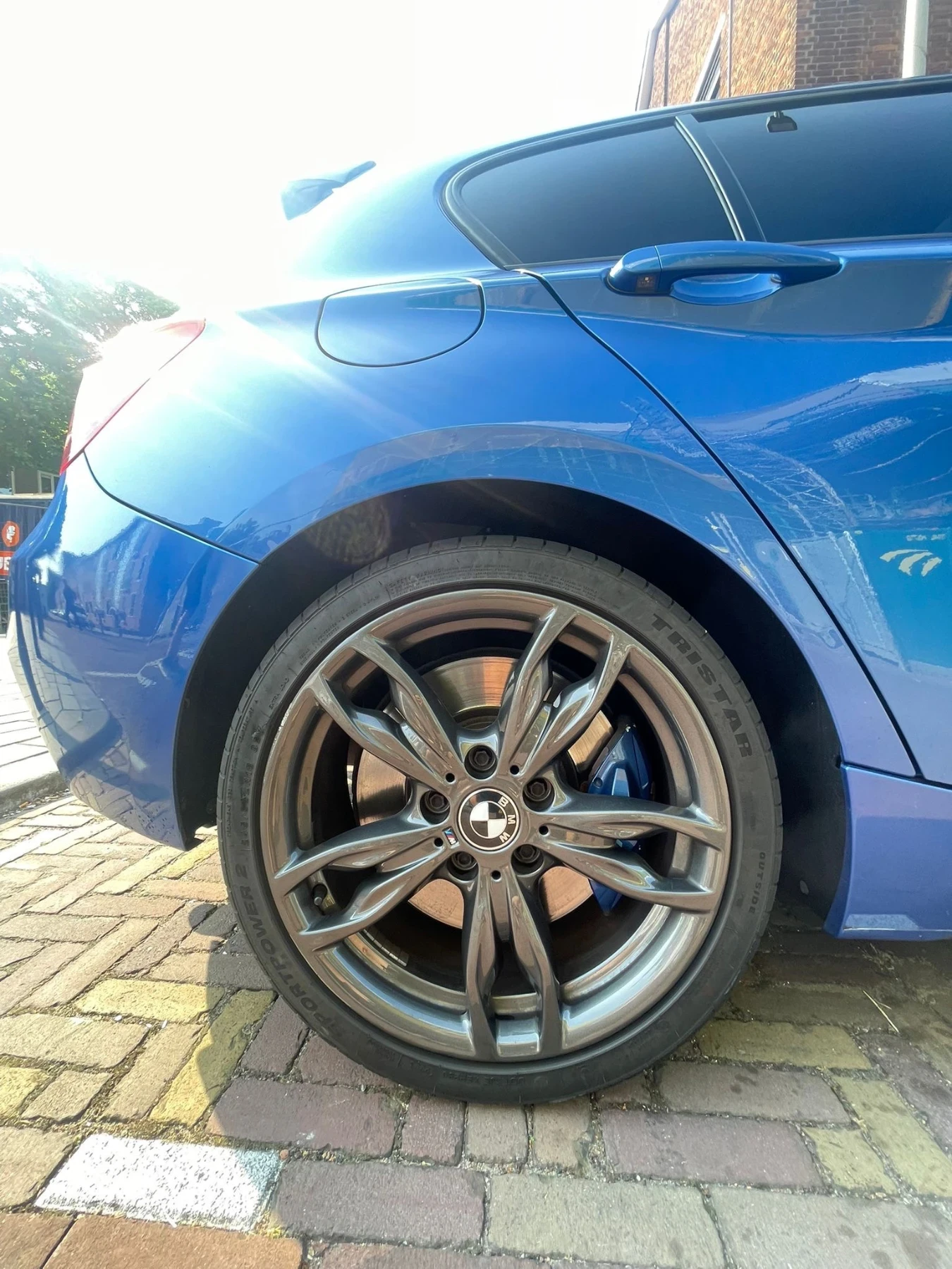 BMW M135 i xDrive 400к.с - изображение 8