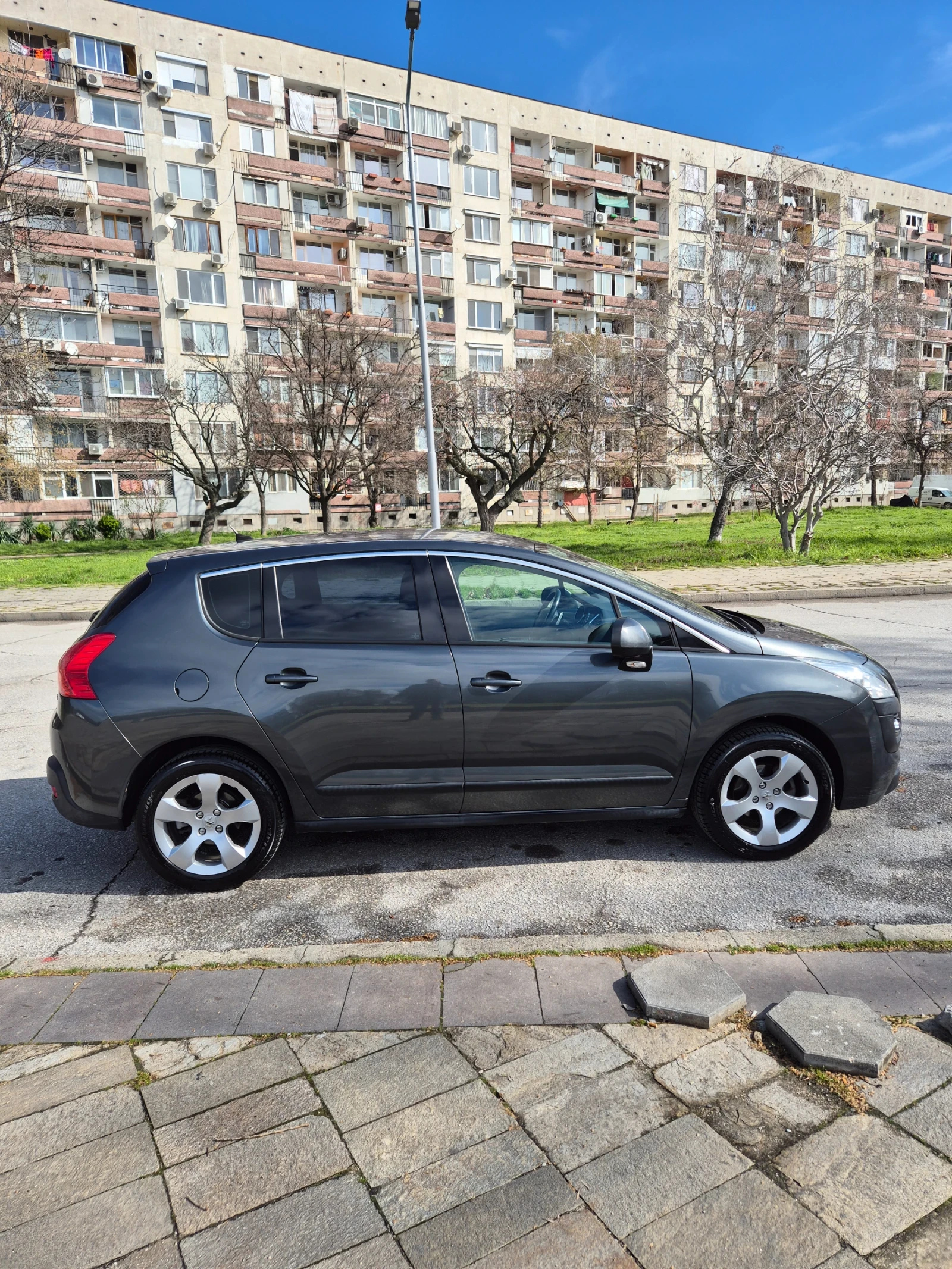 Peugeot 3008 1.6 hdi, снимка 4 - Автомобили и джипове - 54004247