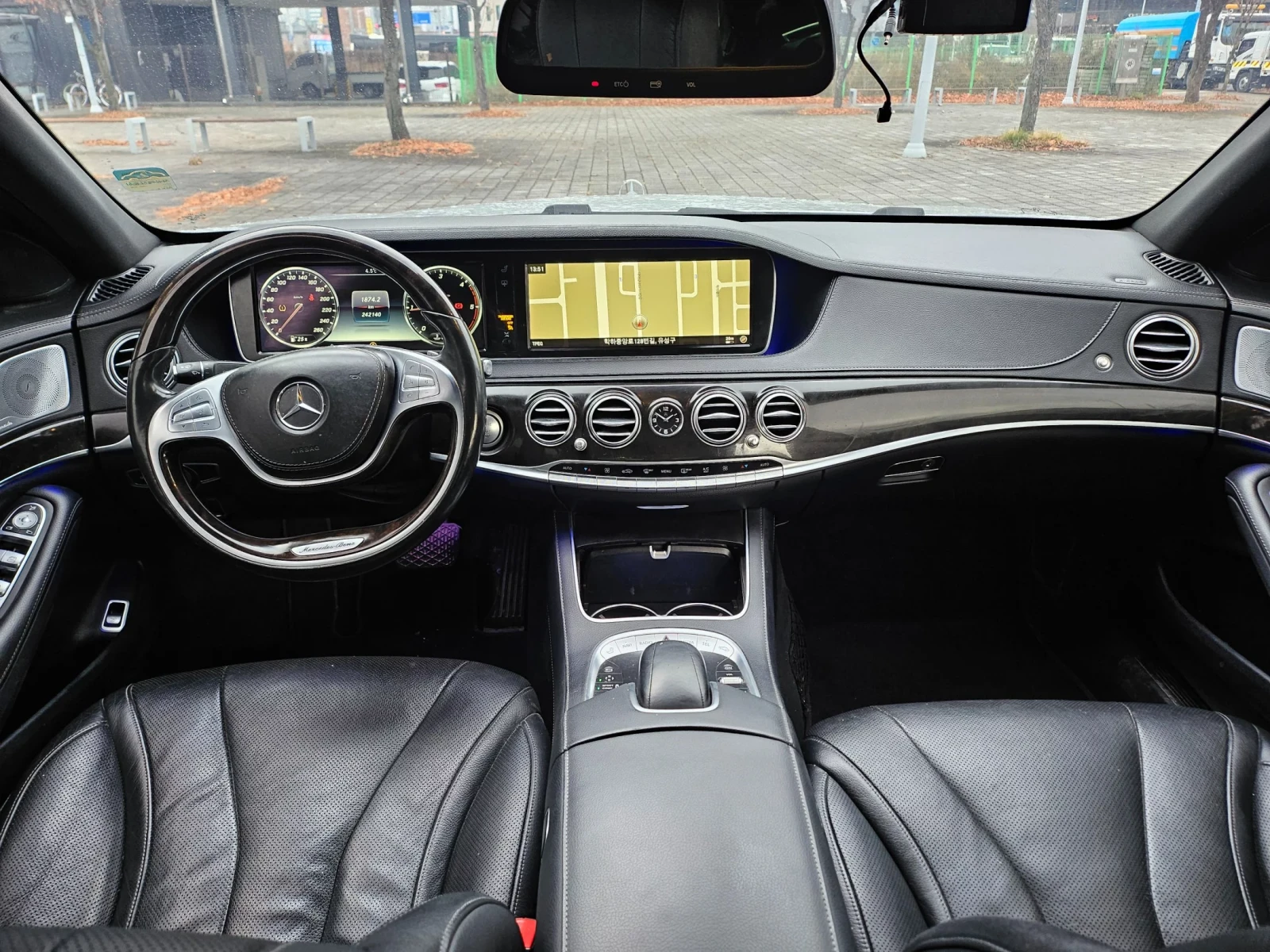 Mercedes-Benz S 350 BLUETEC / DISTRONIC / OLUFSEN / 360 / ОБДУХ /МАСАЖ, снимка 9 - Автомобили и джипове - 54009495