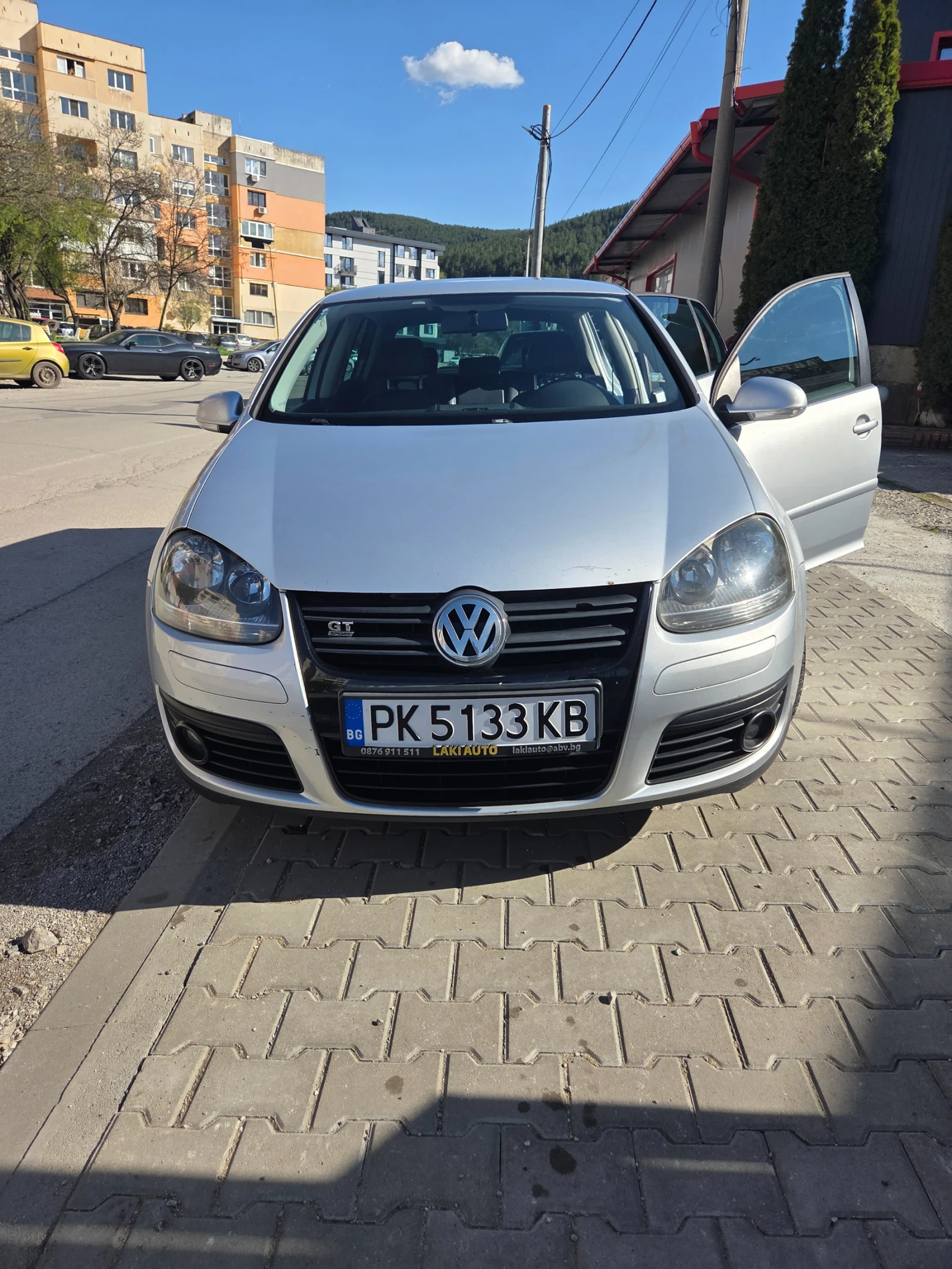 VW Golf, снимка 2 - Автомобили и джипове - 54845648