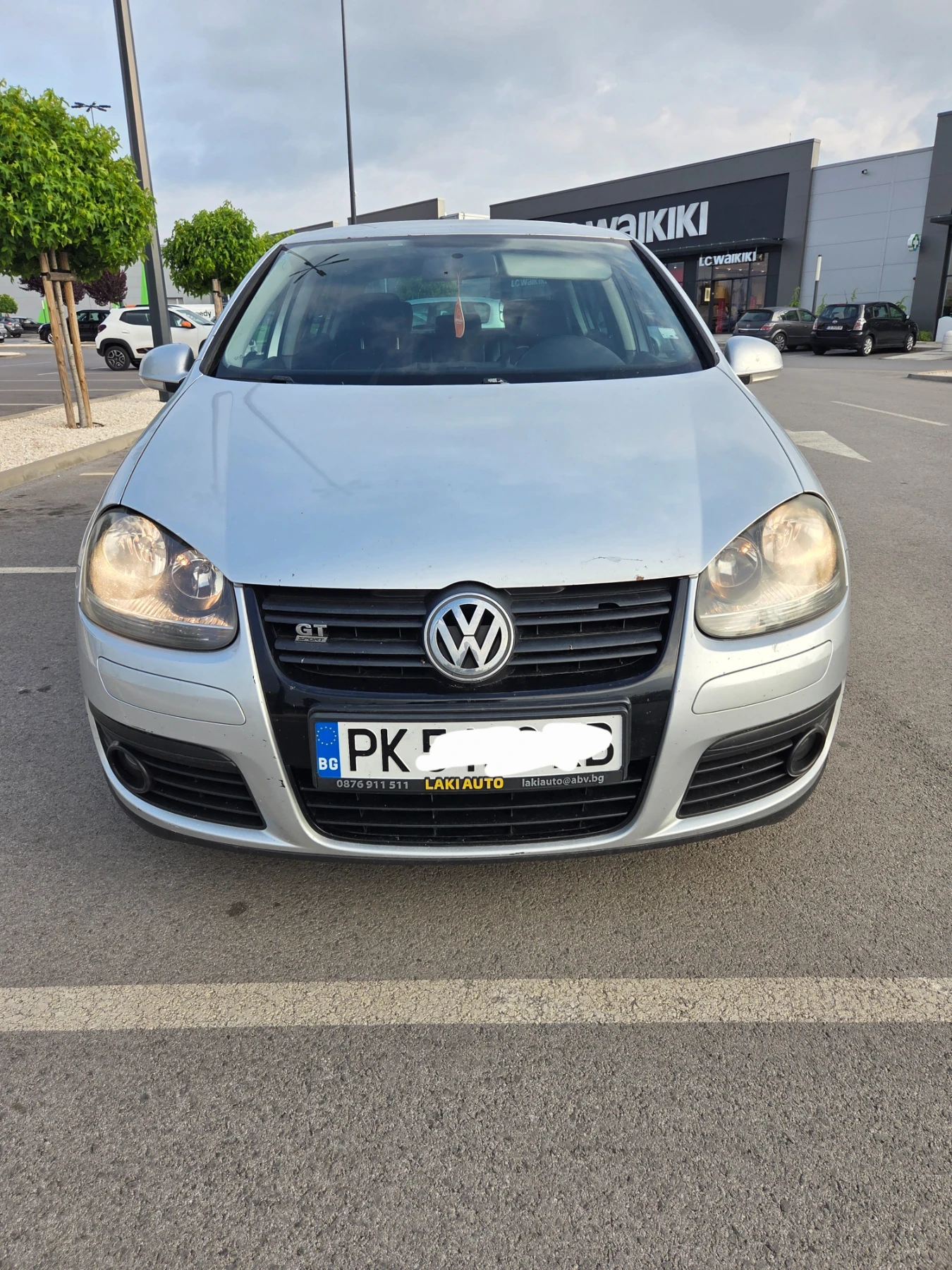 VW Golf