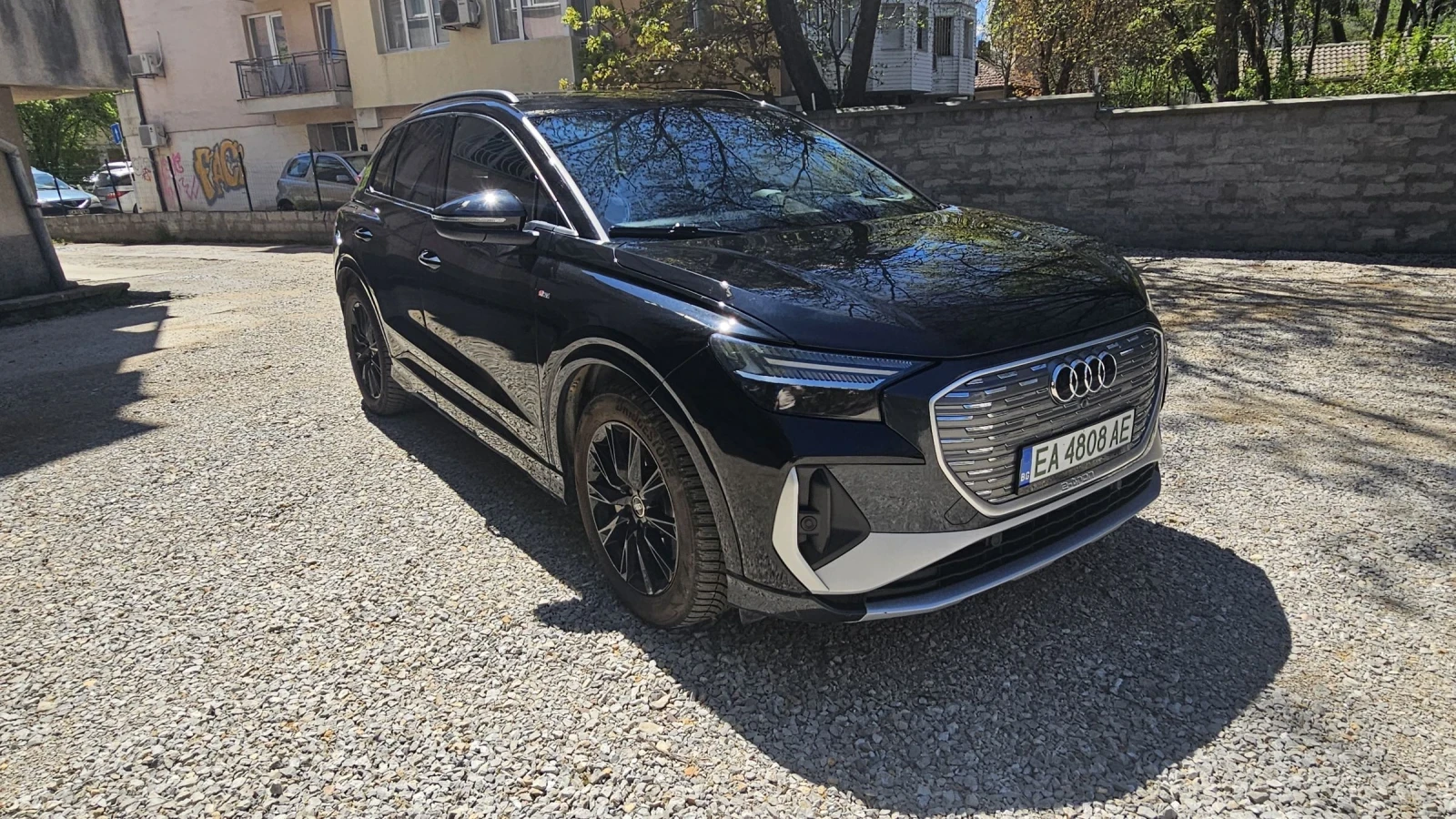 Audi E-Tron Q4 E-tron 45 Quattro, снимка 2 - Автомобили и джипове - 54244195