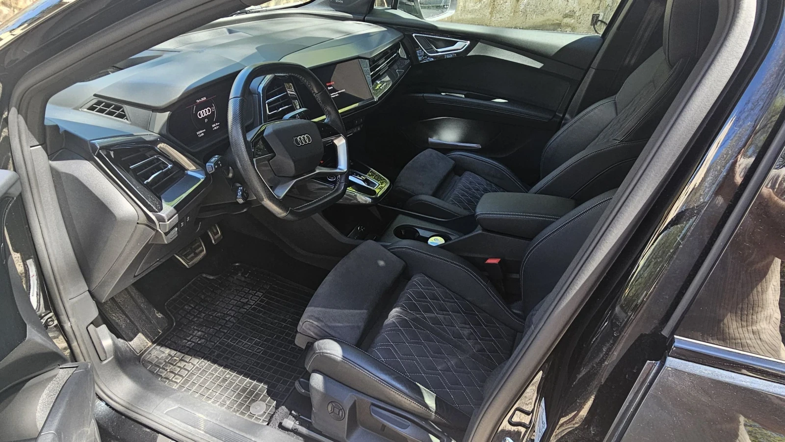 Audi E-Tron Q4 E-tron 45 Quattro, снимка 5 - Автомобили и джипове - 54244195