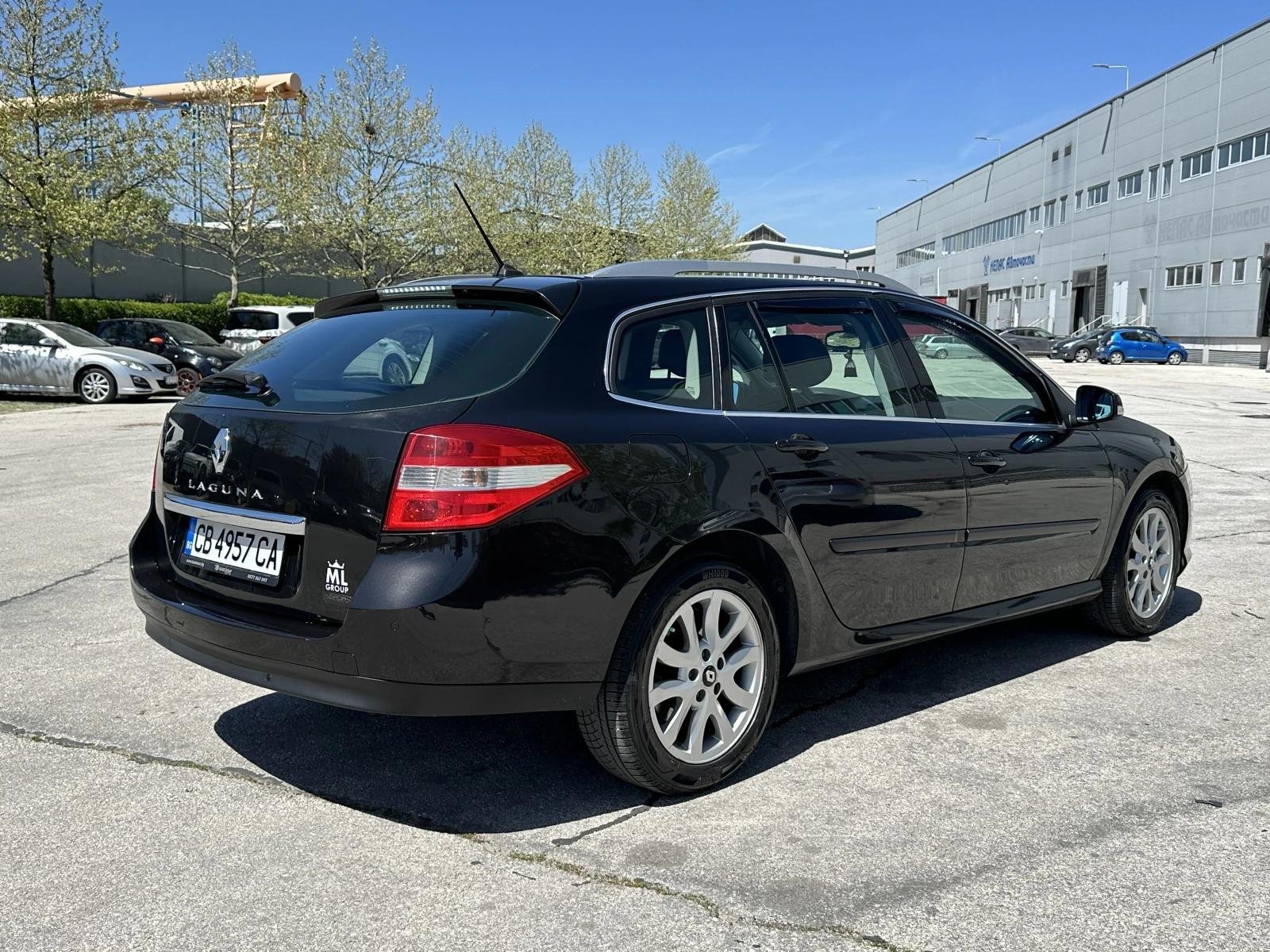 Renault Laguna, снимка 4 - Автомобили и джипове - 54355895