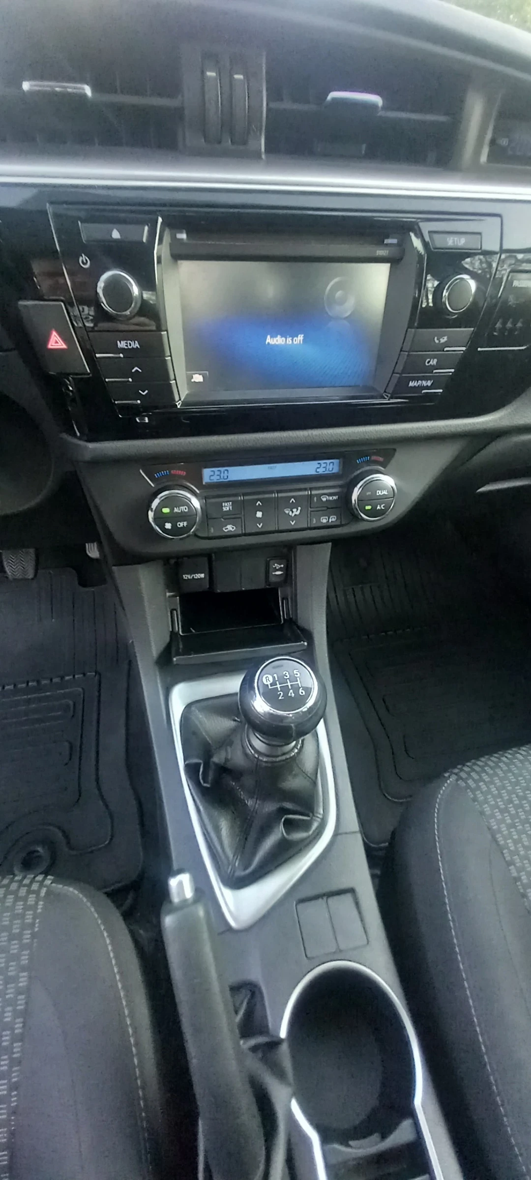 Toyota Corolla 1.33, снимка 14 - Автомобили и джипове - 55468640