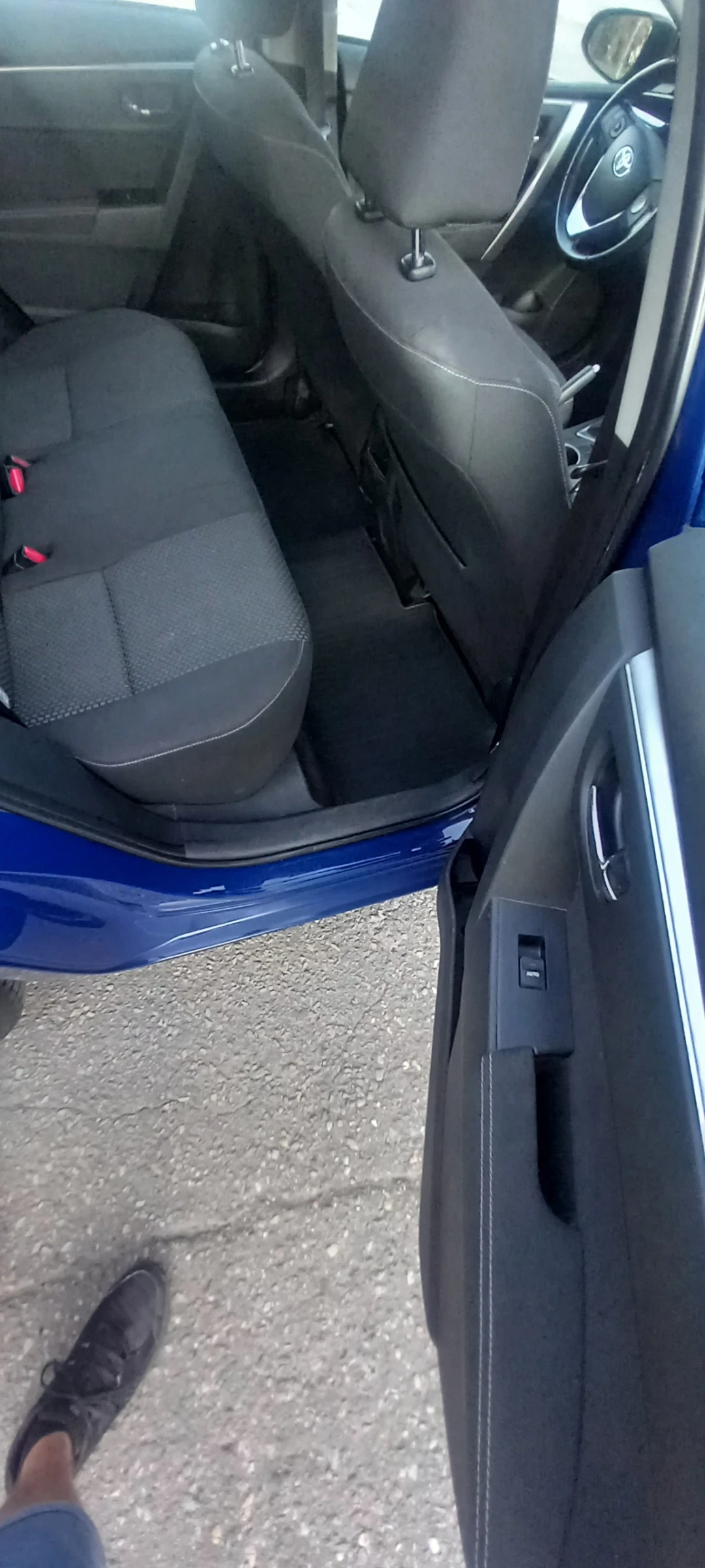 Toyota Corolla 1.33, снимка 10 - Автомобили и джипове - 55468640