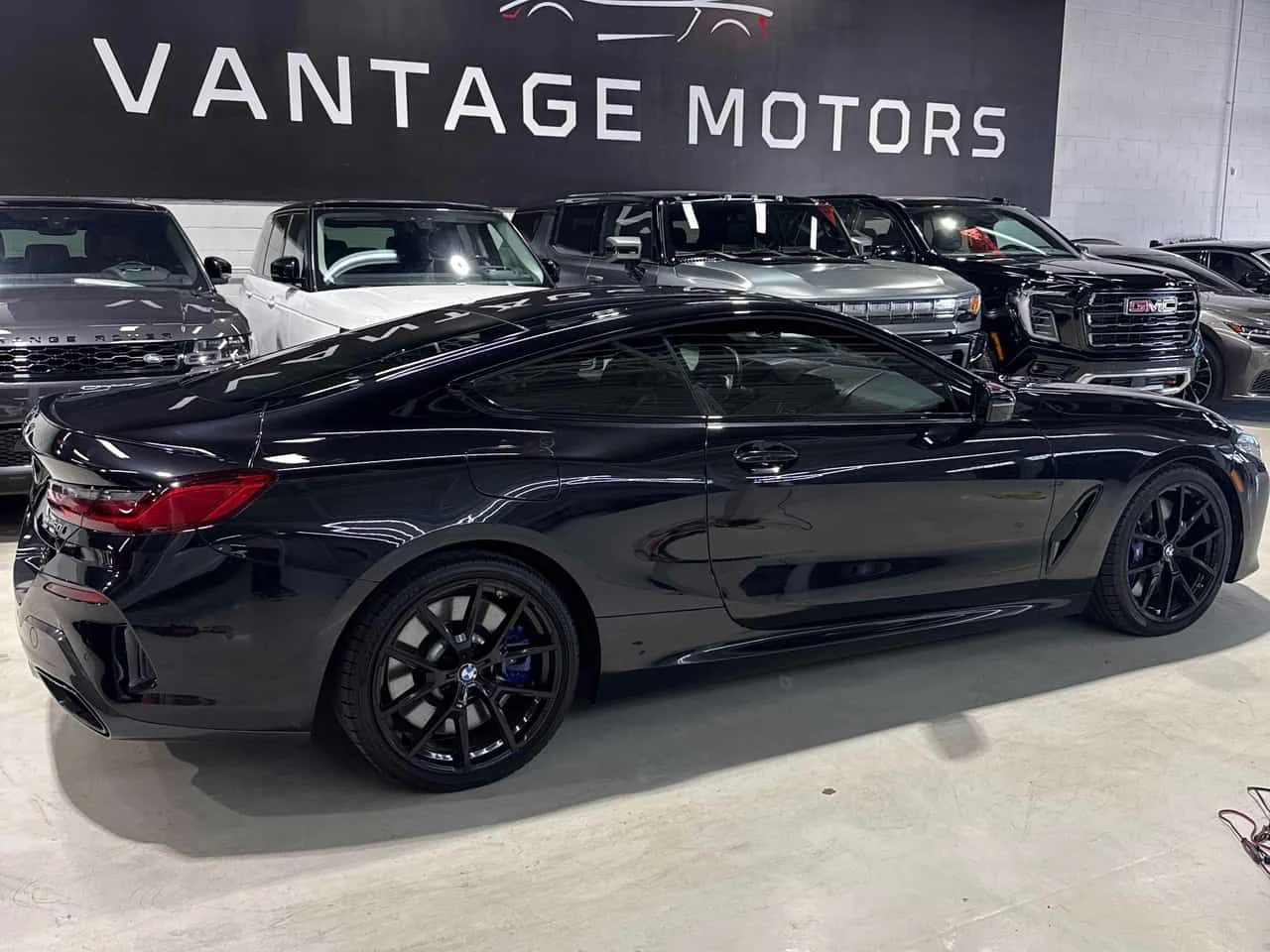 BMW 850 i xDrive | CARFAX | АВТОКРЕДИТ, снимка 4 - Автомобили и джипове - 55403013