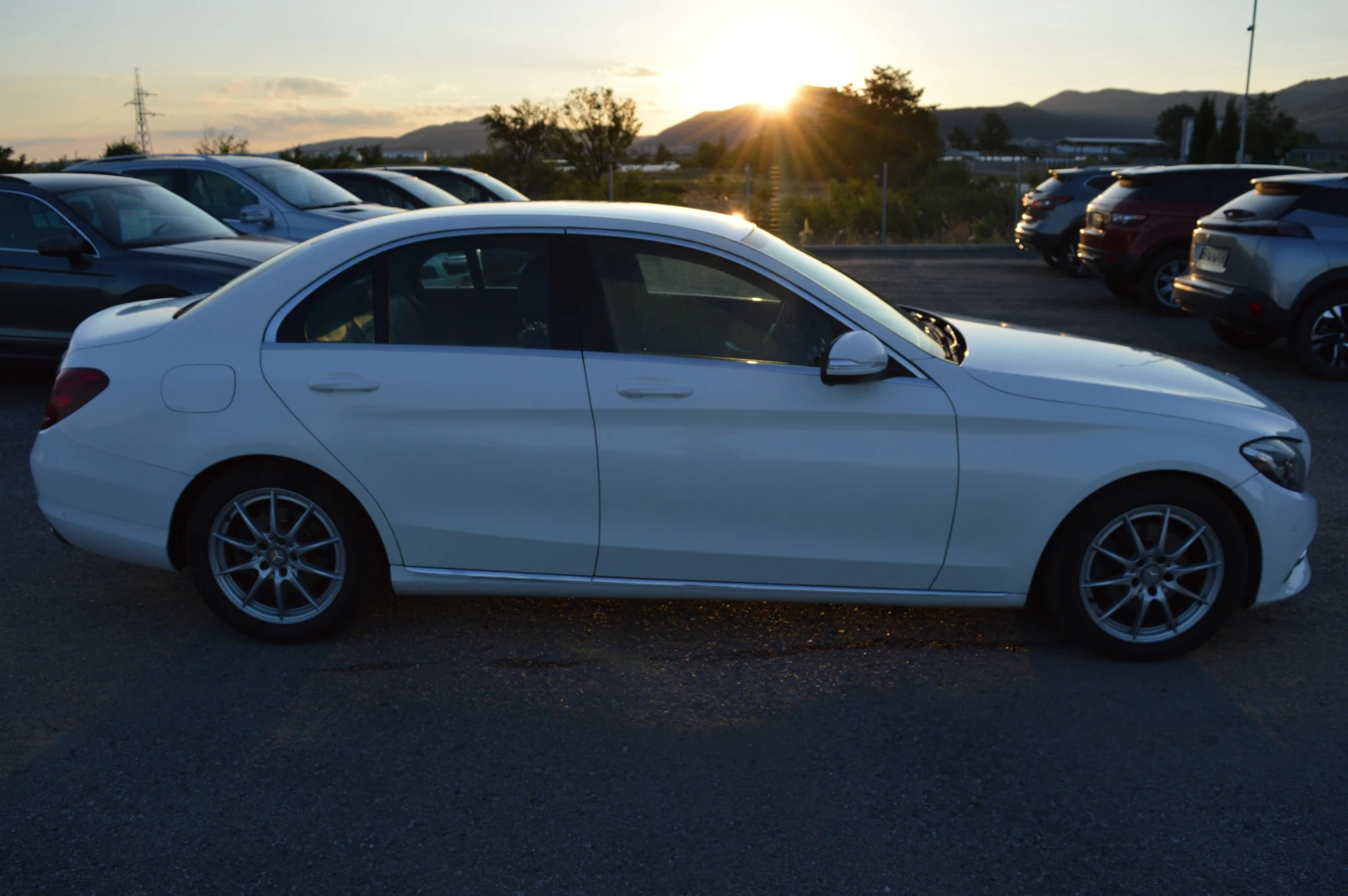 Mercedes-Benz C 220 2.2CDI-FULL EKSTRI, снимка 4 - Автомобили и джипове - 55466958
