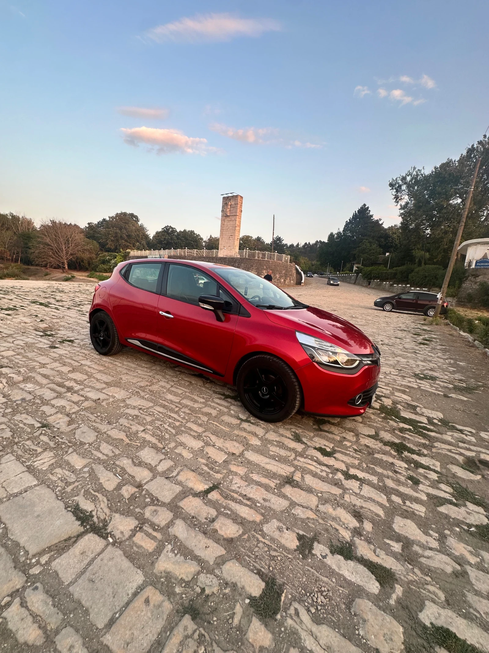 Renault Clio, снимка 3 - Автомобили и джипове - 55904807