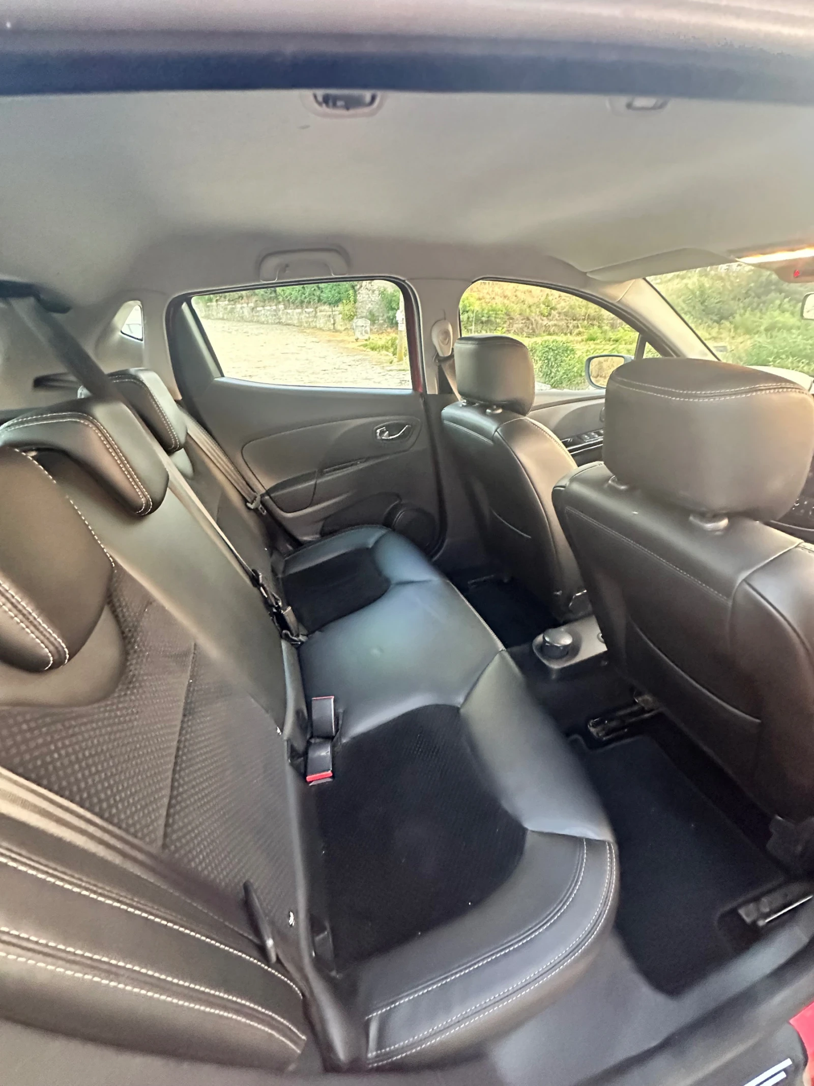 Renault Clio, снимка 10 - Автомобили и джипове - 55904807