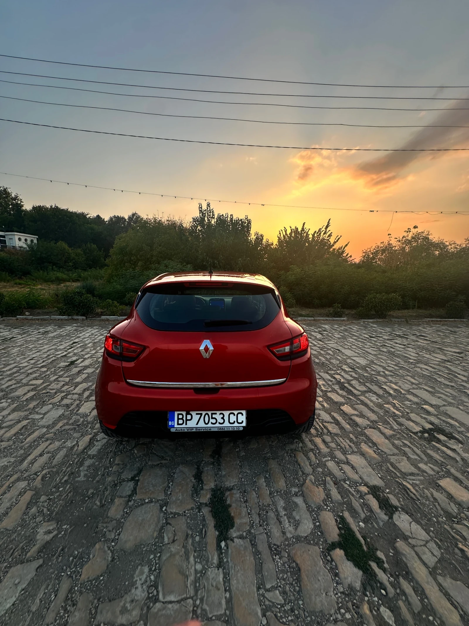 Renault Clio, снимка 4 - Автомобили и джипове - 55904807
