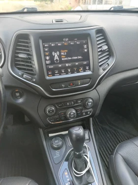 Jeep Cherokee 3.2 GAZ, снимка 10
