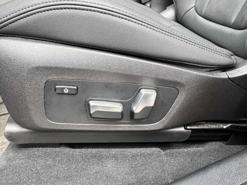 BMW X3 30i * CARFAX * ЦЕНА ДО БЪЛГАРИЯ, снимка 13 - Автомобили и джипове - 52696550